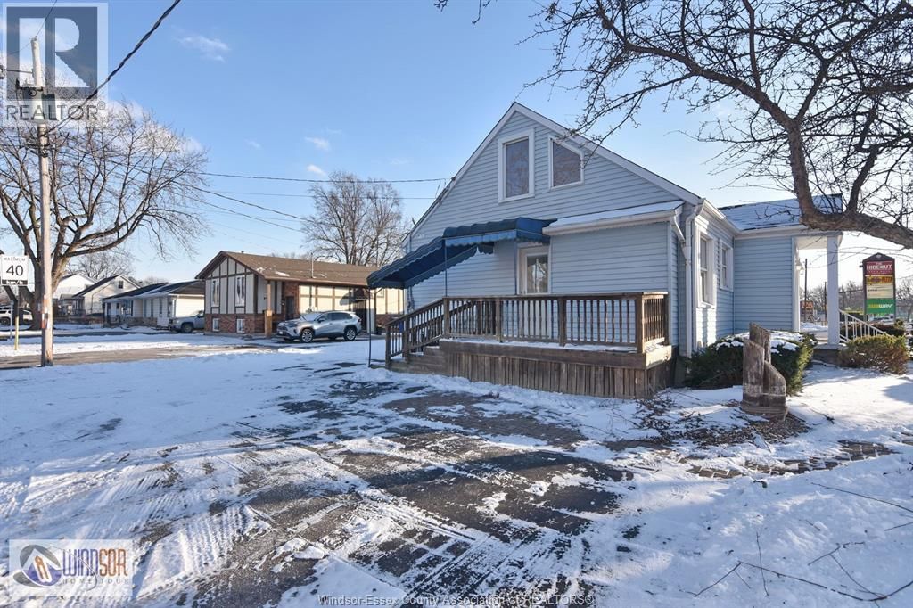 911 FRONT ROAD Image 5