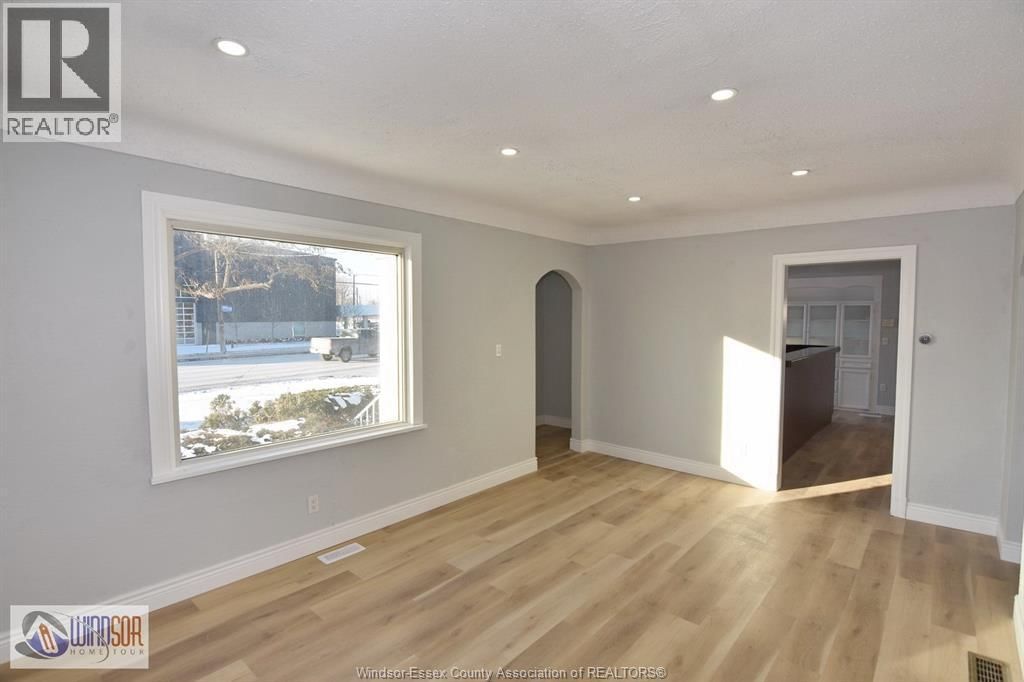 911 FRONT ROAD Image 8