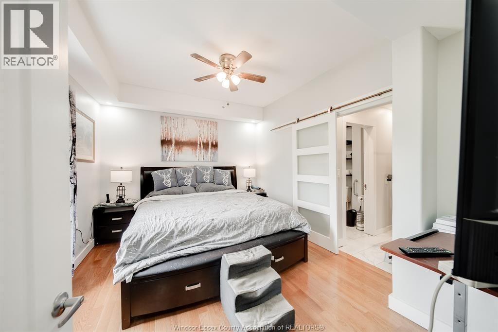 820 TOWANDA BOULEVARD Image 19