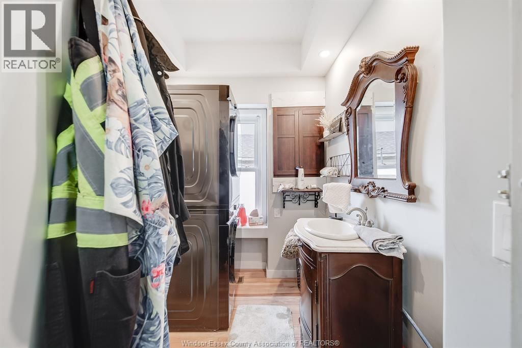 820 TOWANDA BOULEVARD Image 26