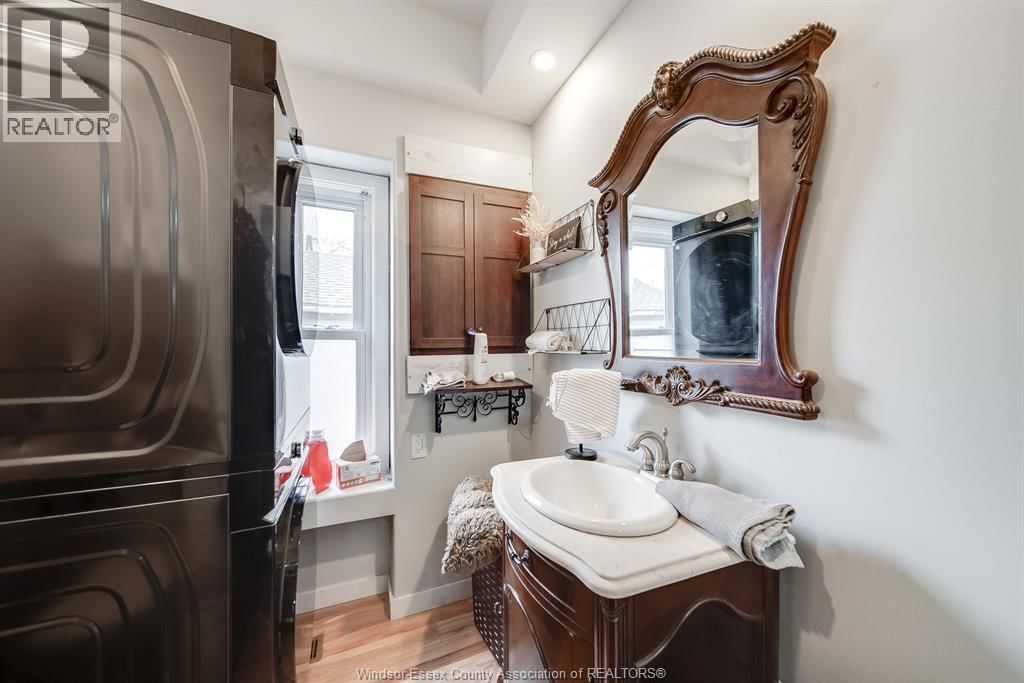 820 TOWANDA BOULEVARD Image 27