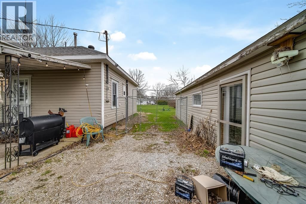 820 TOWANDA BOULEVARD Image 28