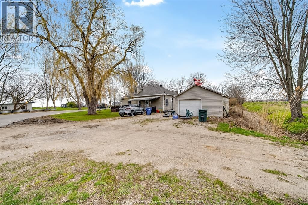 820 TOWANDA BOULEVARD Image 35