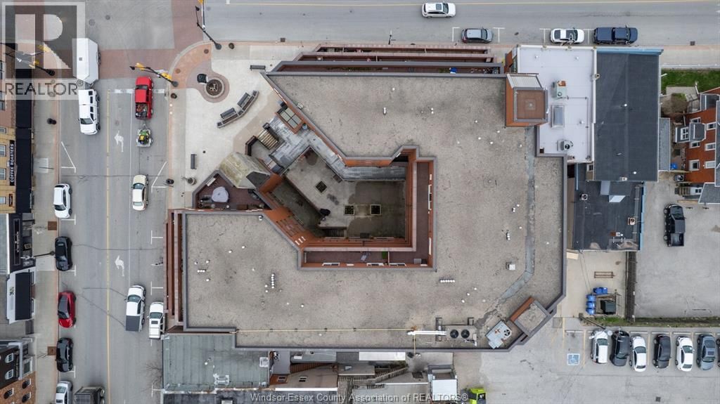 15 - 1 MAIN STREET WEST Image 10