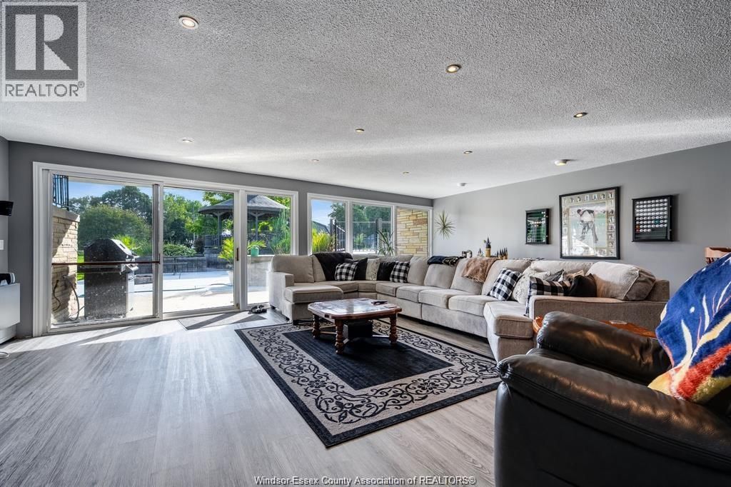 31 PARK LANE Image 21