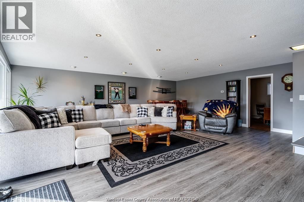 31 PARK LANE Image 22