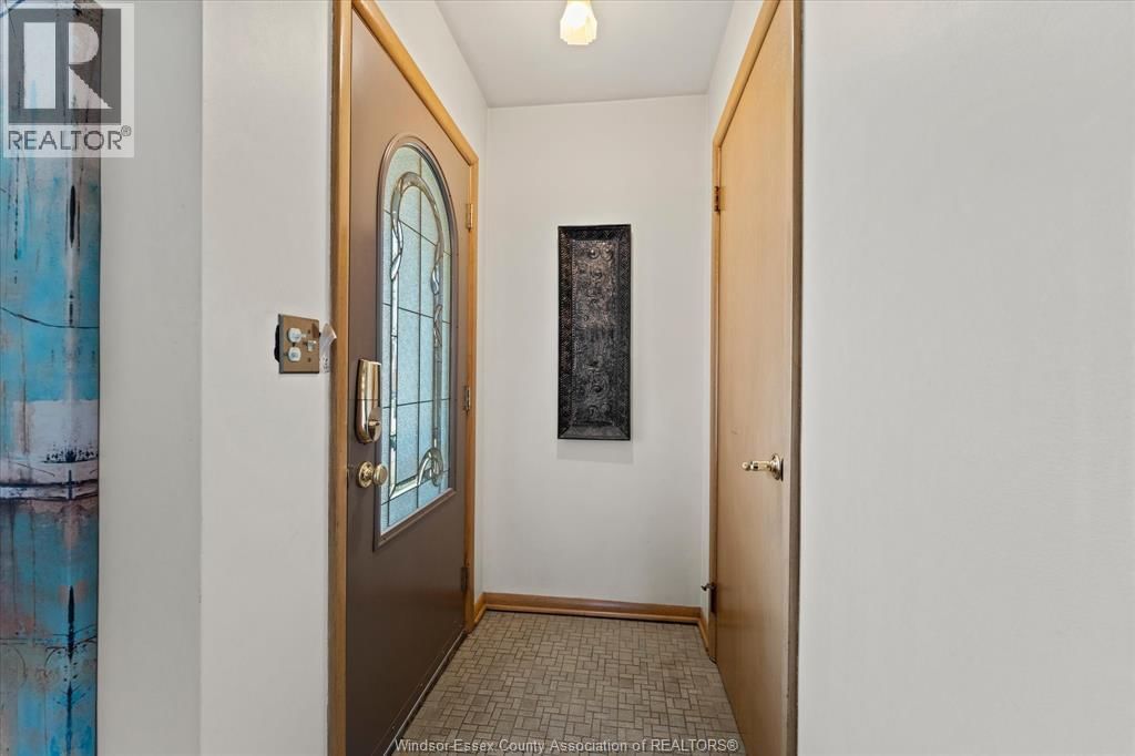 2840 AVONDALE AVENUE Image 6