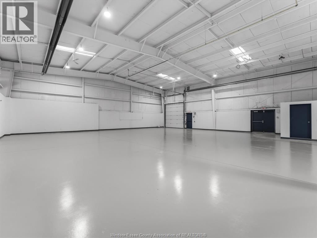 11865 COUNTY RD 42 Image 29