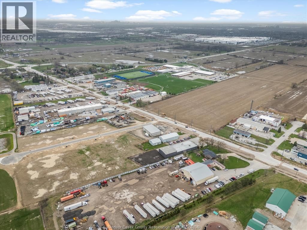 11865 COUNTY RD 42 Image 37