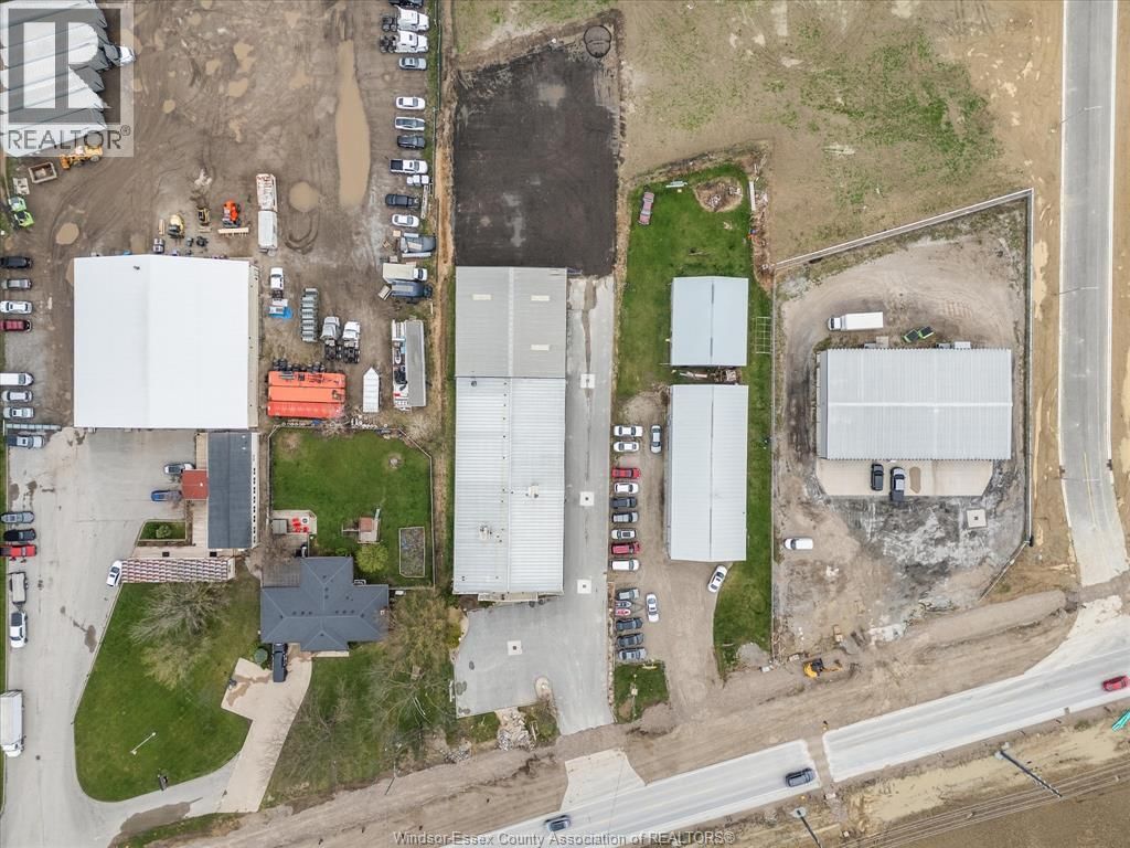 11865 COUNTY RD 42 Image 40