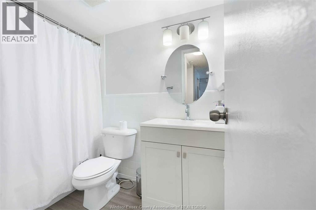 995 ELSMERE Image 17