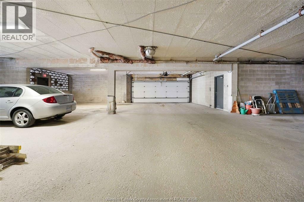 995 ELSMERE Image 25