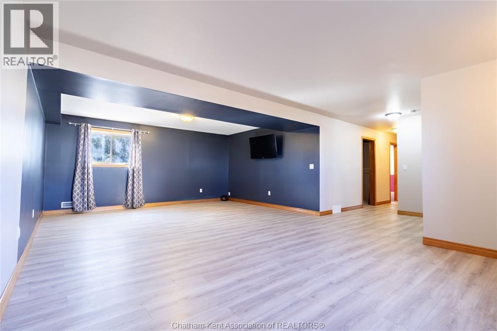 6201 MAIN STREET Image 28