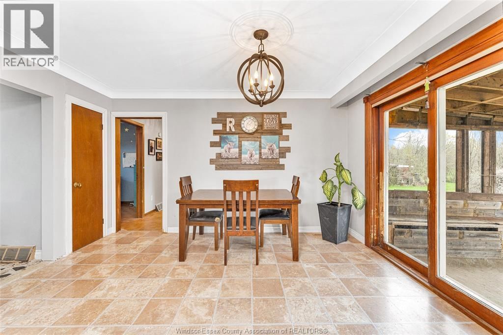 5369 WALKER ROAD Image 10