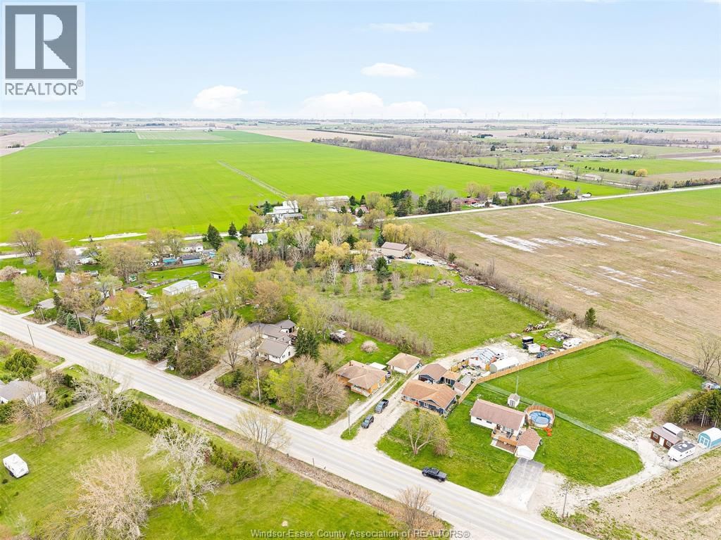 5369 WALKER ROAD Image 33