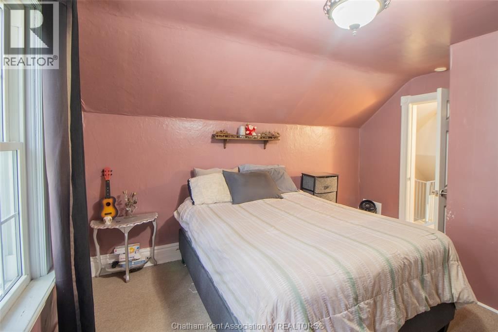 206 ADELAIDE STREET SOUTH Image 17