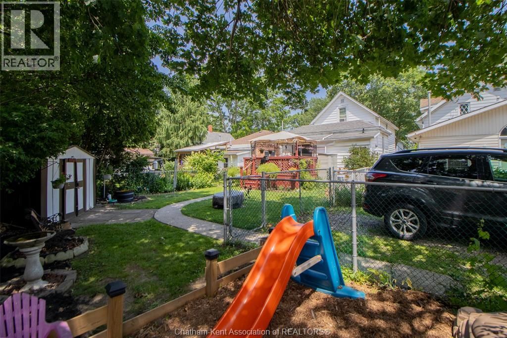 206 ADELAIDE STREET SOUTH Image 32