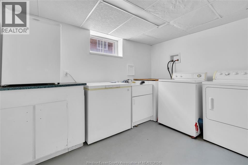 7534 ST. ROSE Image 33