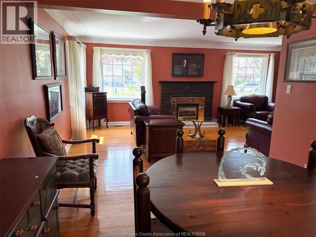 2440 BUCKINGHAM DRIVE Image 10