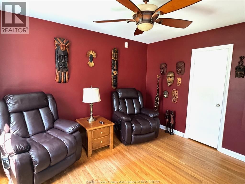 2440 BUCKINGHAM DRIVE Image 29