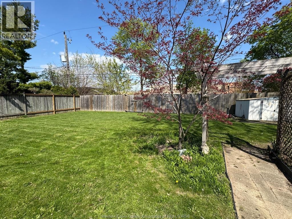 2440 BUCKINGHAM DRIVE Image 46