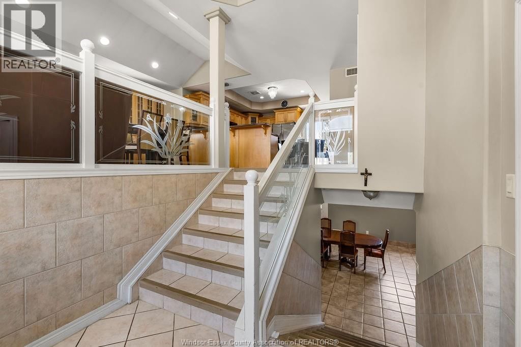 4620 BUNKER Image 21