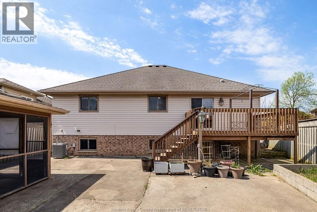 4620 BUNKER Image 35