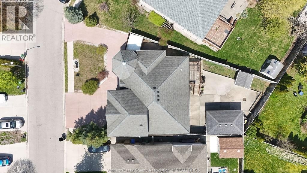 4620 BUNKER Image 39