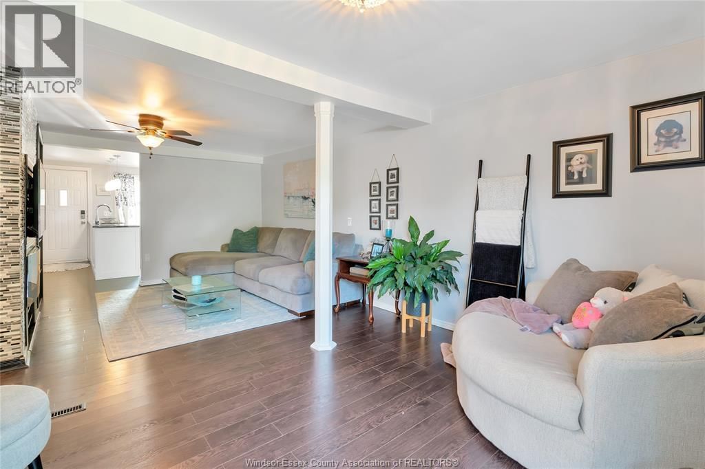 287 SEYMOUR STREET Image 12