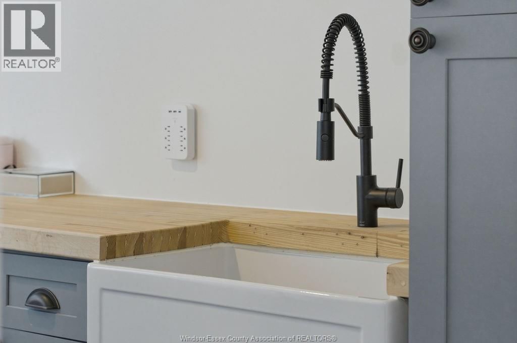 3160 DANDURAND AVENUE Image 22