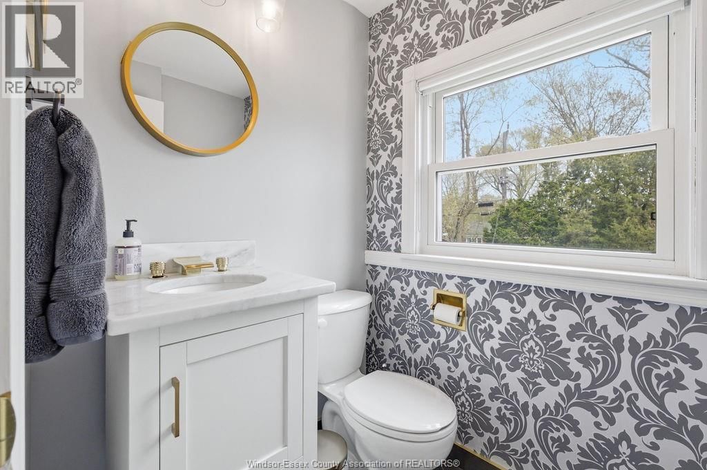 3160 DANDURAND AVENUE Image 29