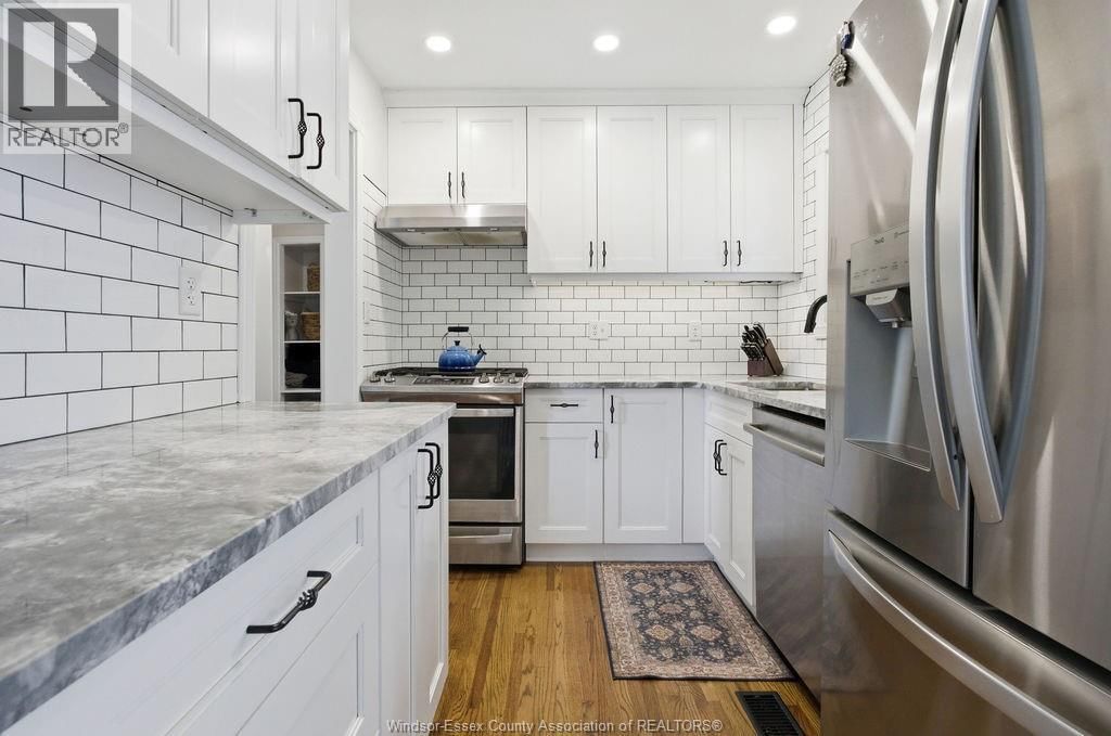 3160 DANDURAND AVENUE Image 7