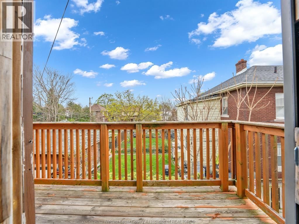 371 NEWBURY STREET Image 32