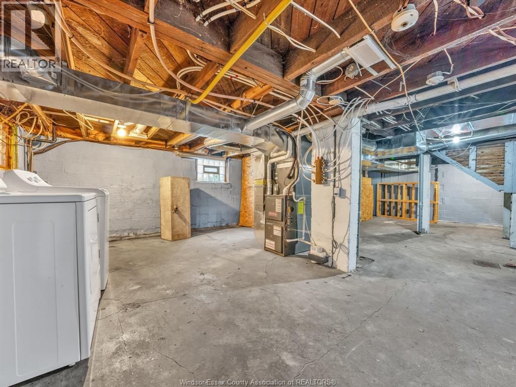 371 NEWBURY STREET Image 40