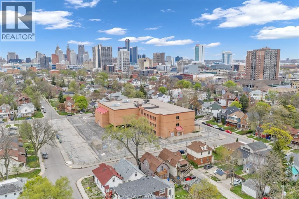 371 NEWBURY STREET Image 46