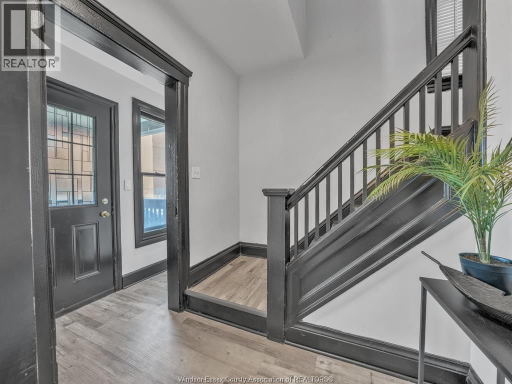 371 NEWBURY STREET Image 6