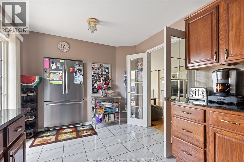 330 REAUME ROAD Image 10