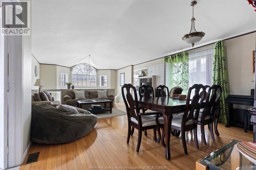 330 REAUME ROAD Image 15