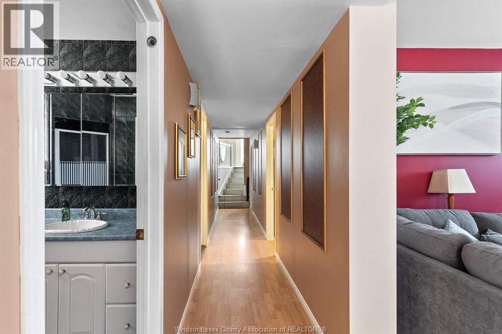 330 REAUME ROAD Image 24