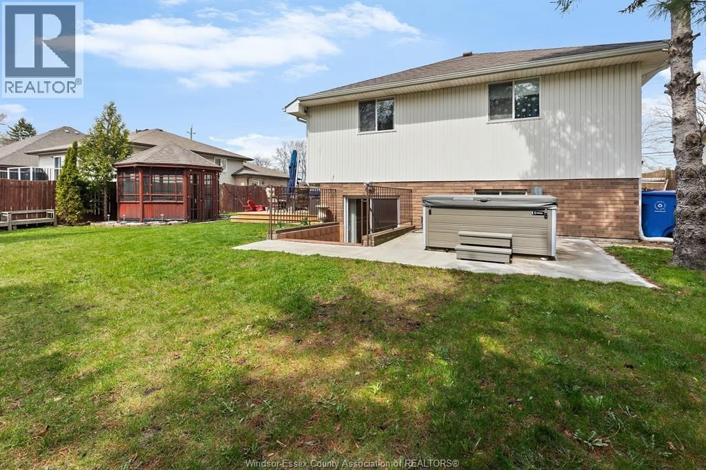 330 REAUME ROAD Image 28