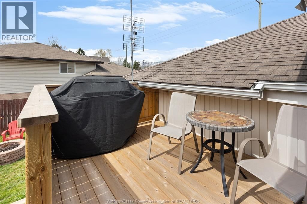 330 REAUME ROAD Image 32