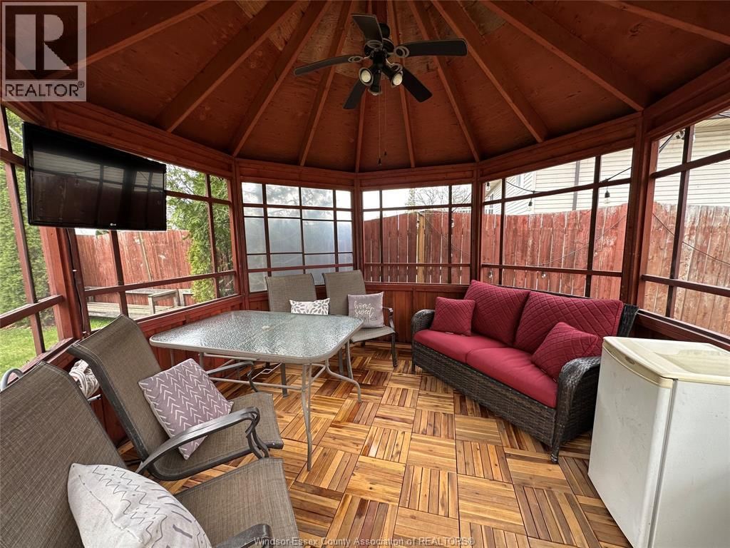 330 REAUME ROAD Image 37