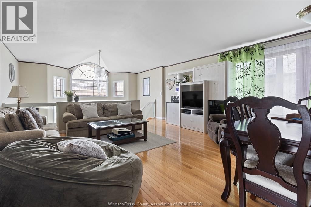 330 REAUME ROAD Image 7