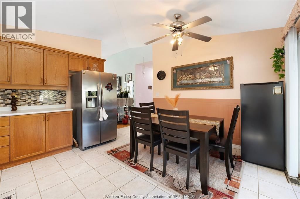 1454 CLOVER AVENUE Image 7