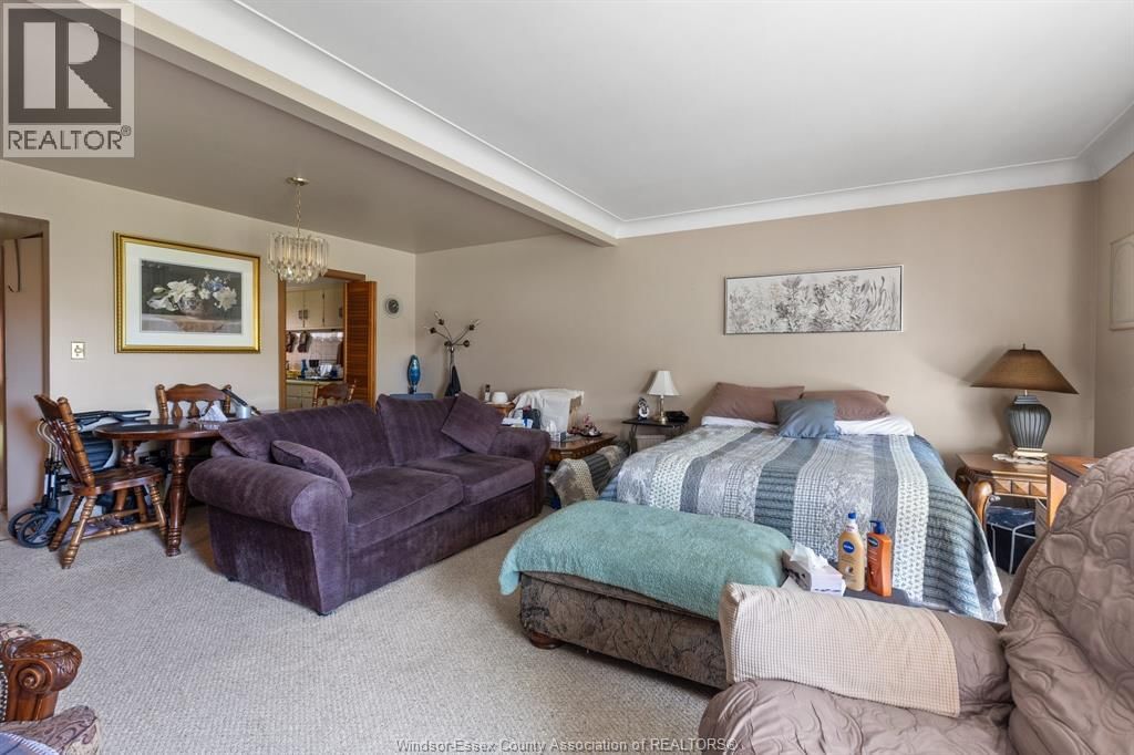 28 - 1783 EAST GATE ESTATES Image 4