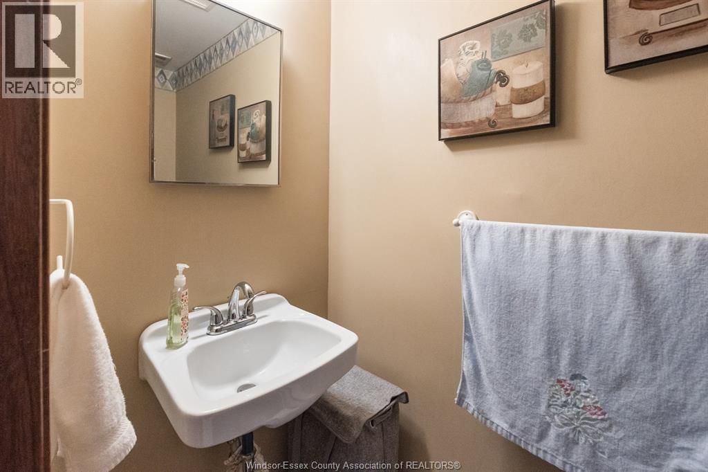 28 - 1783 EAST GATE ESTATES Image 8