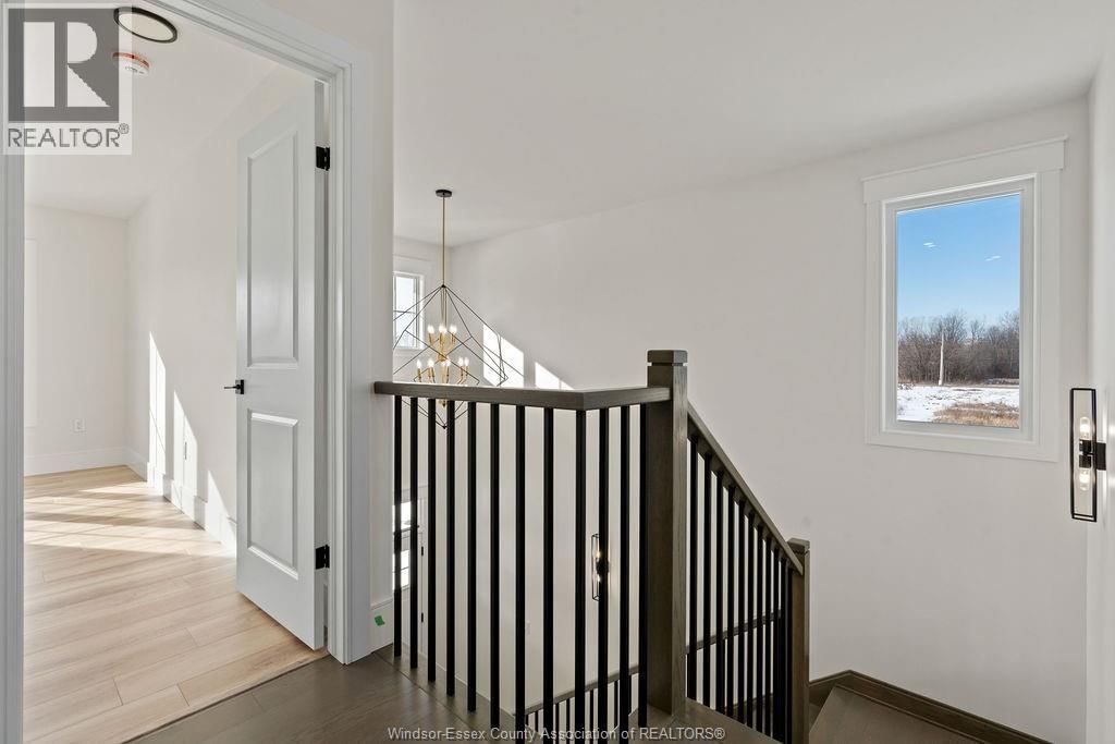 2466 PARTINGTON AVENUE Image 21