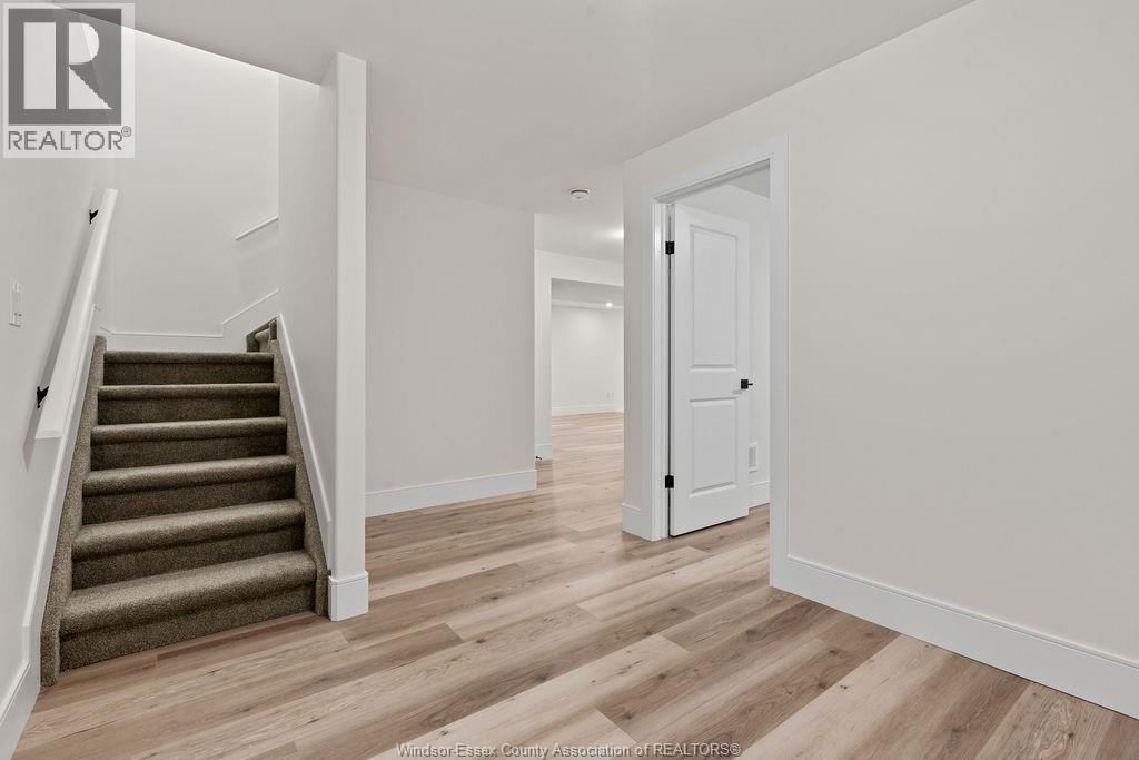 2466 PARTINGTON AVENUE Image 35