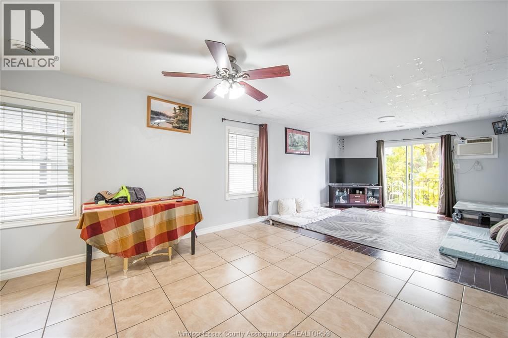 1056-60 NIAGARA Image 10