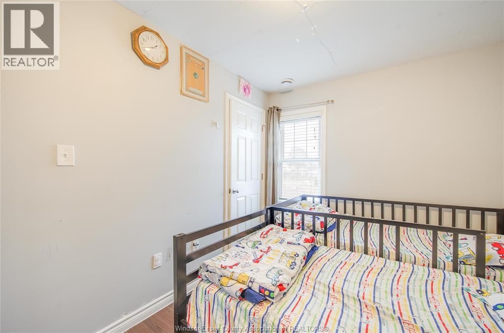 1056-60 NIAGARA Image 20